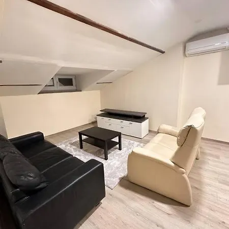 Apartment Entier Full Equipe Charleroi